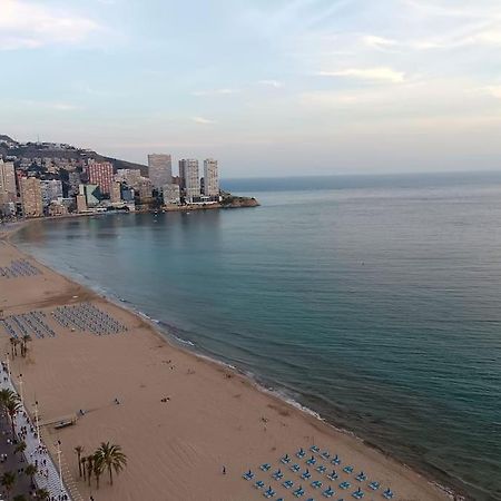 Estupendo Apartamento En Planta 23 Primera Linea Benidorm Buitenkant foto