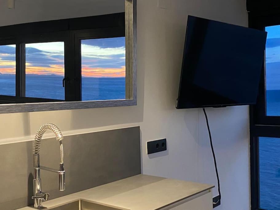 Estupendo Apartamento En Planta 23 Primera Linea Benidorm Buitenkant foto