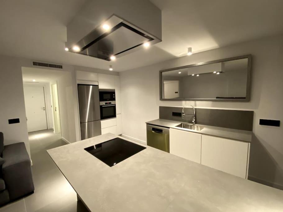 Estupendo Apartamento En Planta 23 Primera Linea Benidorm Buitenkant foto