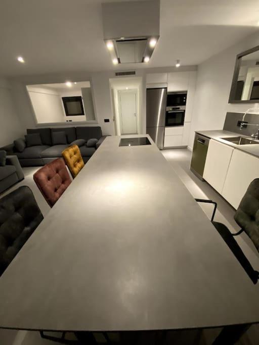 Estupendo Apartamento En Planta 23 Primera Linea Benidorm Buitenkant foto
